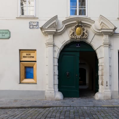 View the Gallery: Galerie nächst St. Stephan Rosemarie Schwarzwälder