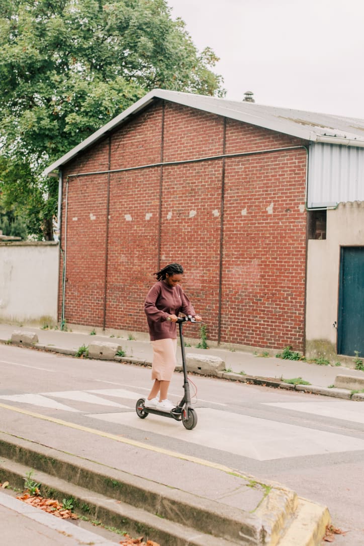 In the streets of Pantin. Photography by Tiphaine Caro for Art Basel.