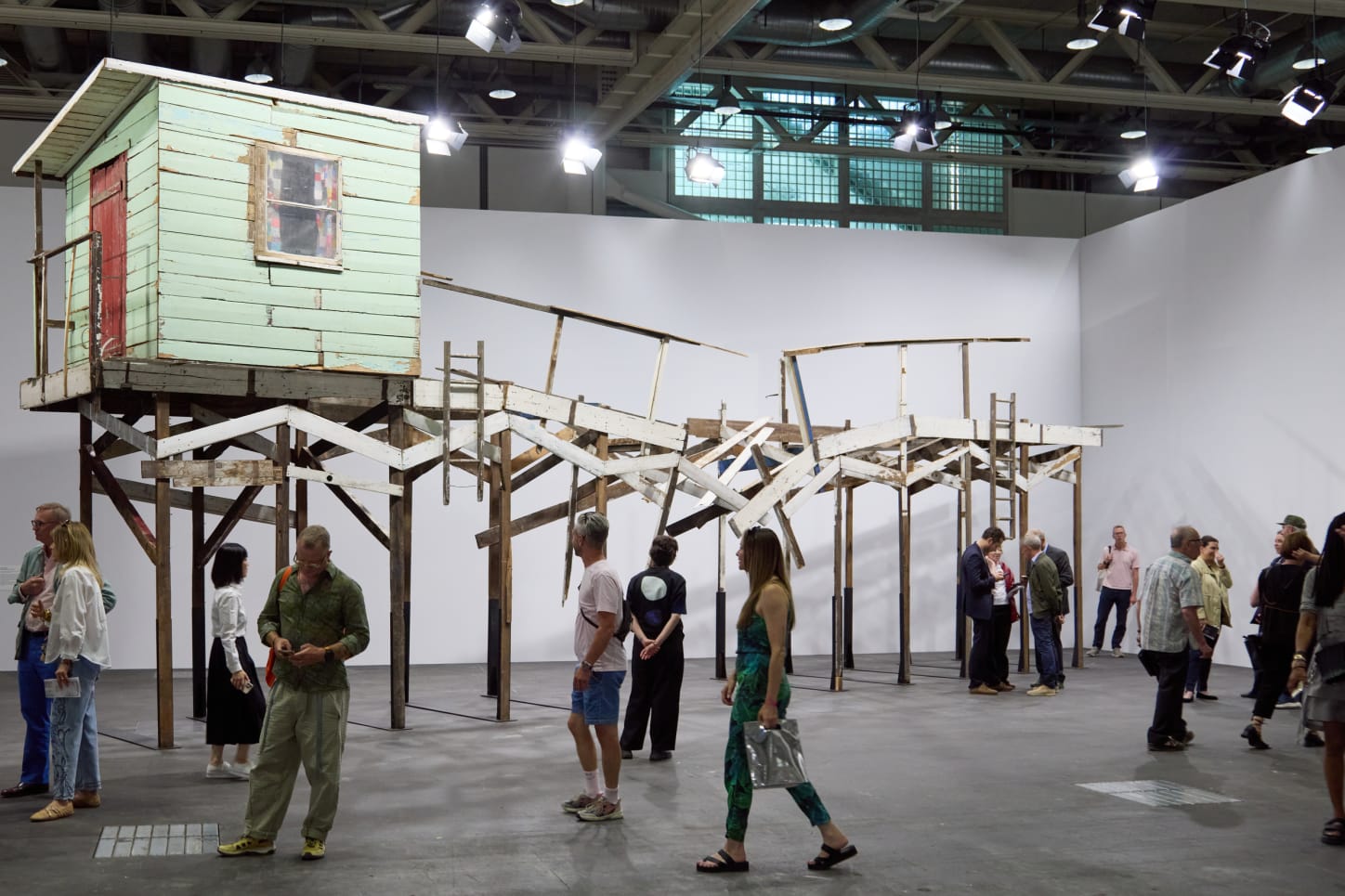 Tracey Emin，《了解我的敵人》，2002 年，由 White Cube 在 2026 年巴塞爾藝術展的 Unlimited 單元展出，並以 125 萬英鎊的價格售出。