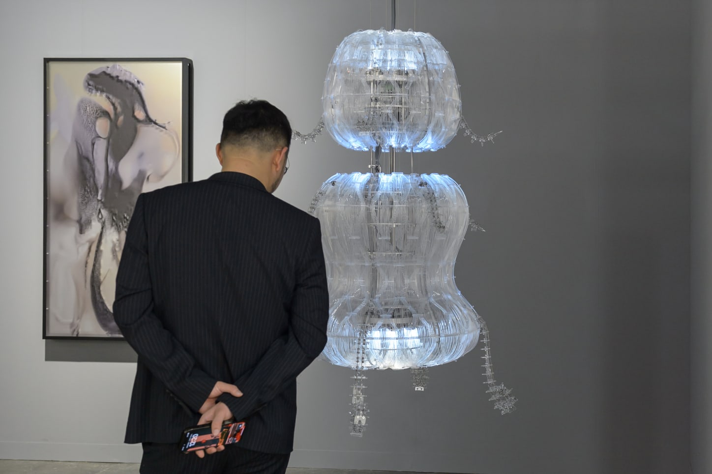 Anicka Yi's Thorn (2023–24) was sold by Gladstone Gallery for USD 225,000 on the first day of the fair. © Art Basel.