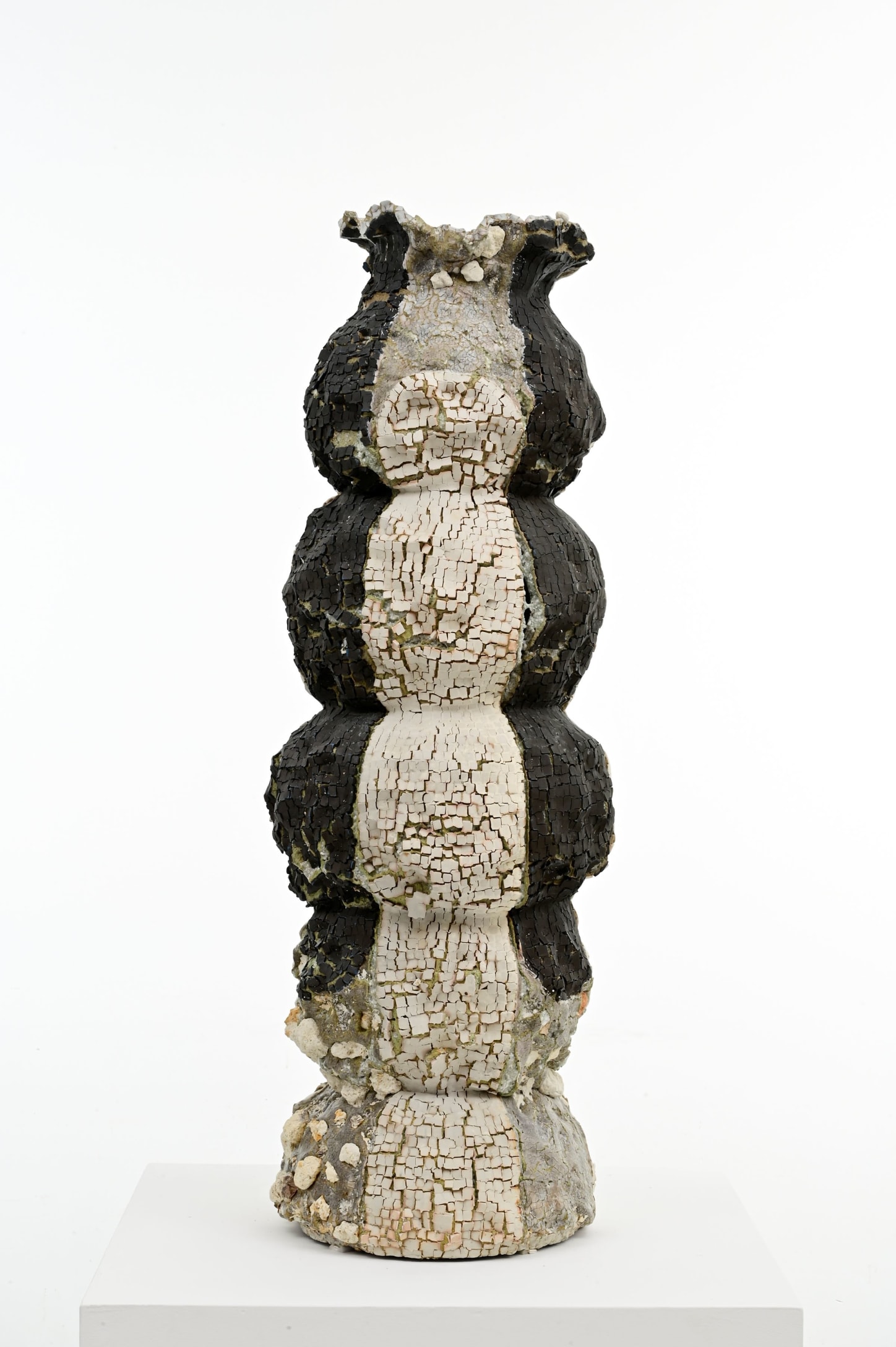 安永正臣，《Mosaic Vessel》，2026，Masaomi &copy;Yasunaga，圖片由里森畫廊與Nonaka-Hill藝廊提供