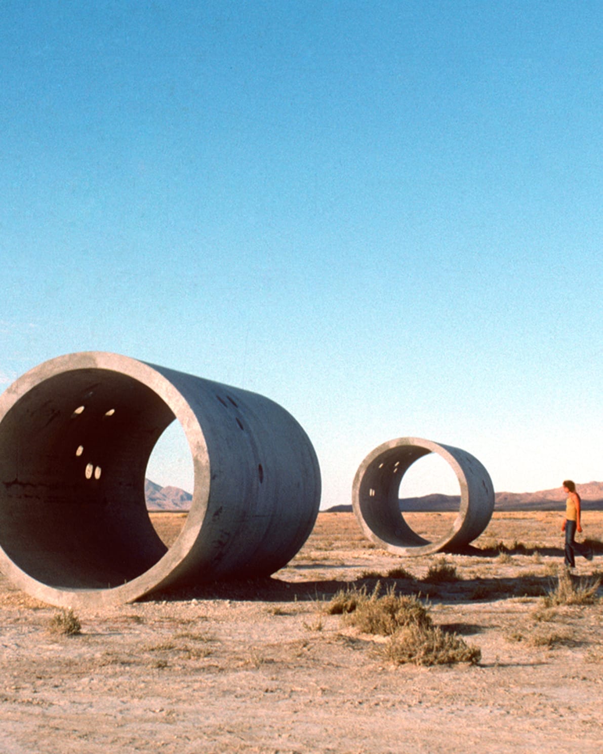 Selling the unsellable: Who's building Land Art's legacy? | Art Basel
