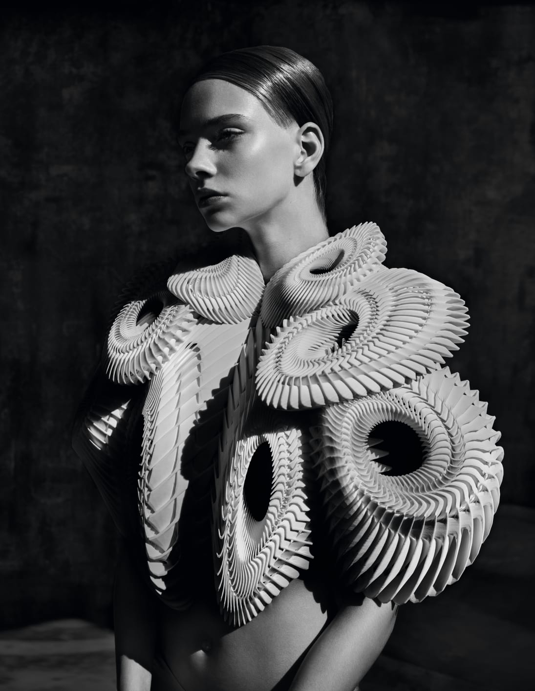 Iris van herpen 3d printed dress 2025