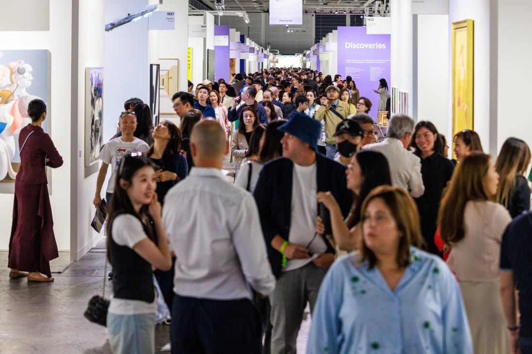 Day 1 sales in Hong Kong: Kusama sells for USD 3.5 million