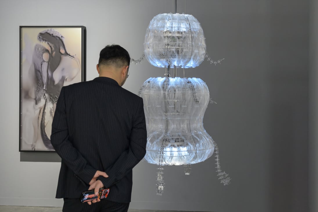 Day 1 sales in Hong Kong: Kusama sells for USD 3.5 million Day 1 sales in Hong Kong: Kusama sells for USD 3.5 million