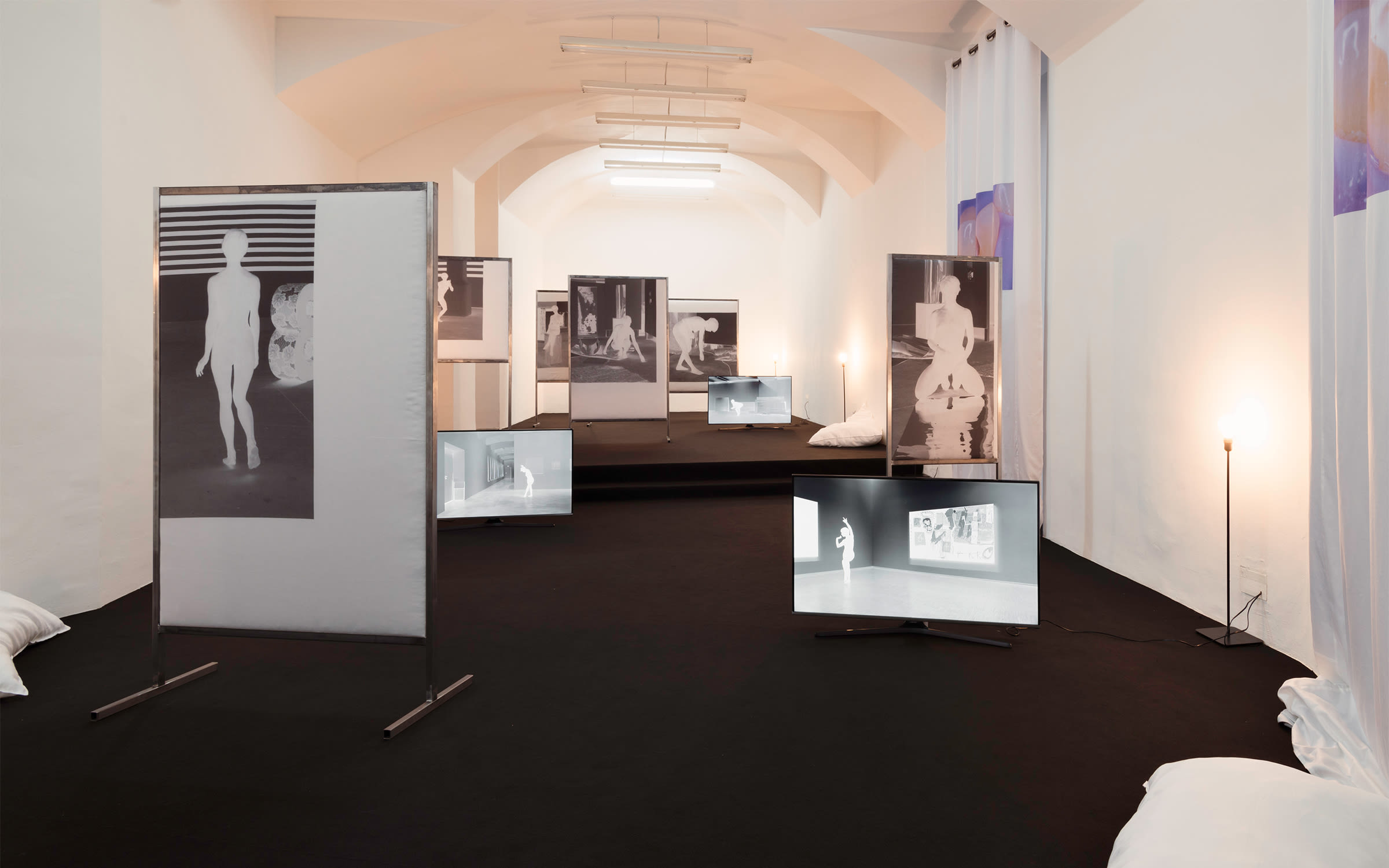 Installation view of ili Reynaud-Dewar's exhibition ‘Safe Space’, Galerie Emanuel Layr, 2016. Courtesy of the artist and Galerie Emanuel Layr, Vienna and Rome.