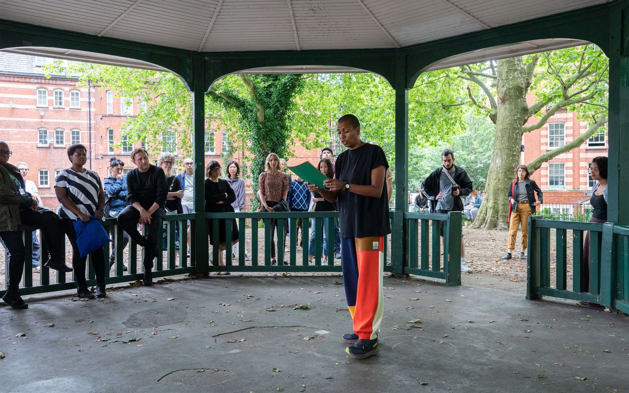 Helen Cammock, performance at Arnold Circus for Kate MacGarry, part of Performance Exchange London, 2020. Image courtesy of Performance Exchange and Kate MacGarry. Photo by Manuela Barczewski.