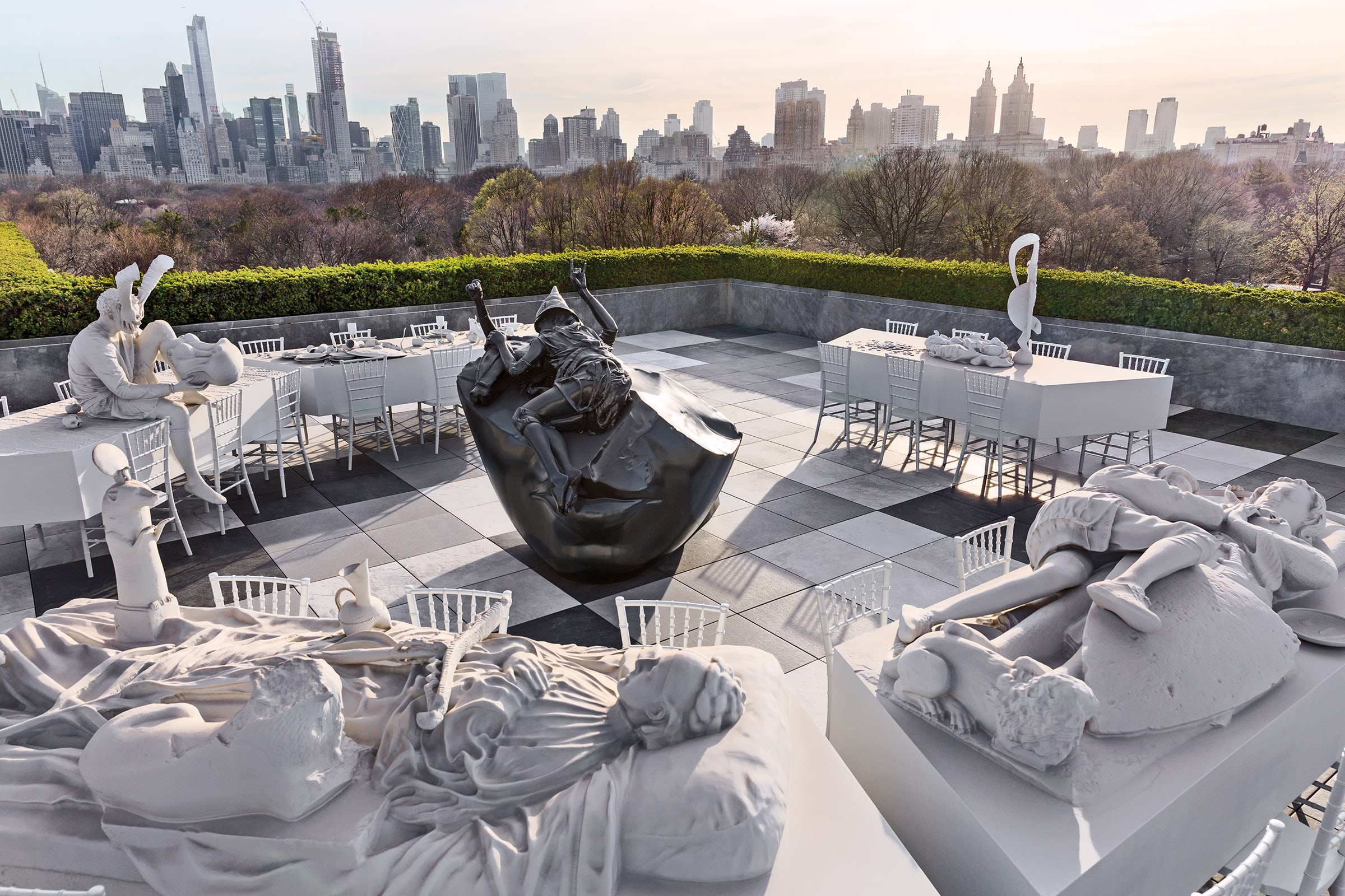 Left: Adrián Villar Rojas, The Theatre of Disappearance, 2017. Installation view, The Roof Garden Commission at The Metropolitan Museum of Art, New York, 2017. Courtesy of the artist, Marian Goodman Gallery, and kurimanzutto. Photo by Michael Kirby Smith.