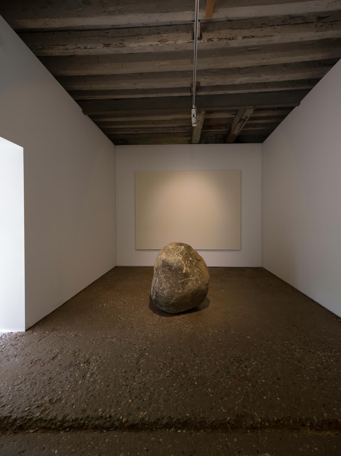 Dansaekhwa installation view, Palazzo Contarini Polignac, Venice, Italy, 2015. Photo by: Fabrice Seixas. Courtesy Kukje Gallery, Seoul, Busan. 