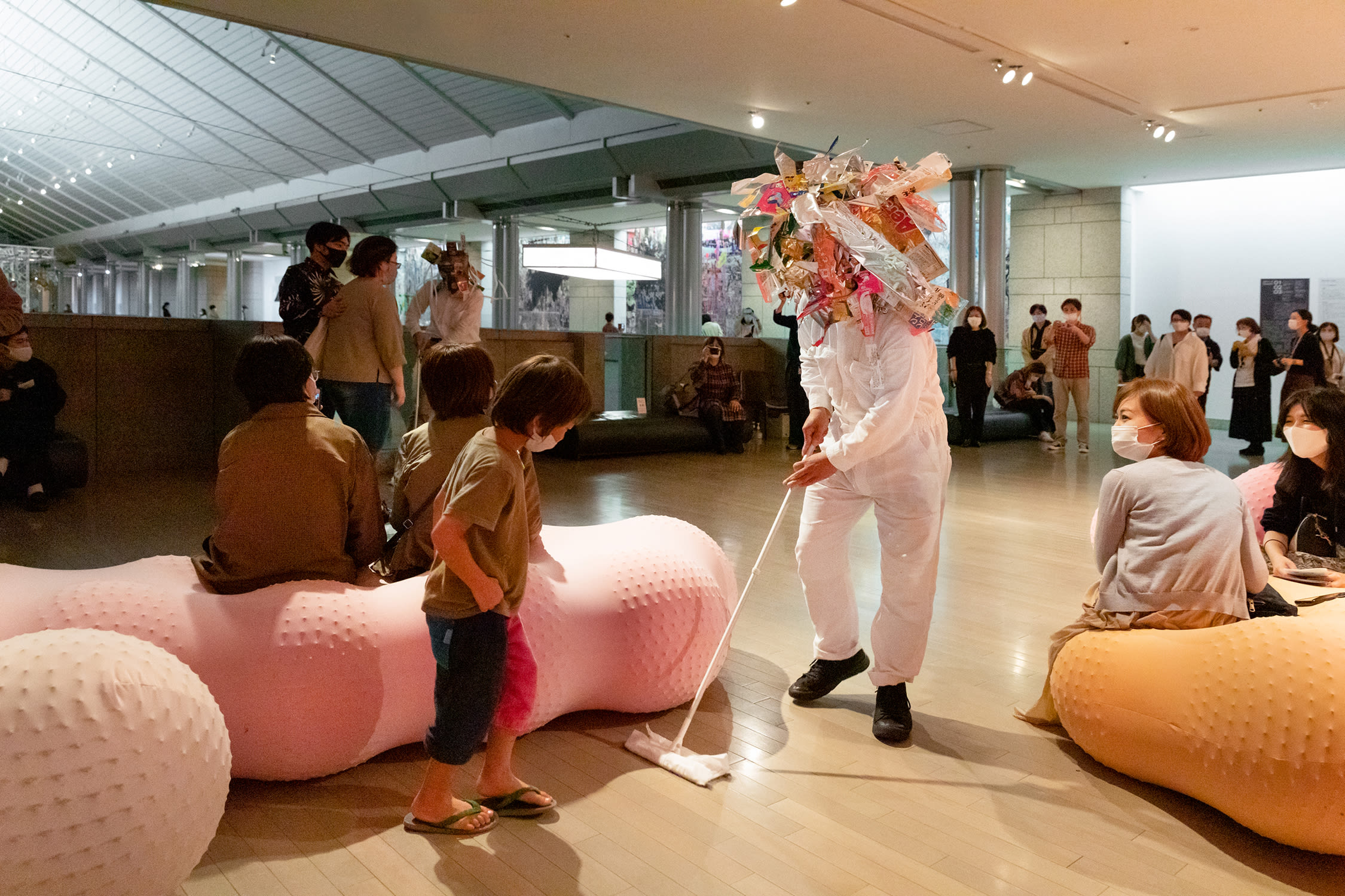 Installation view of Iwai Masaru, Broom stars, 2020, at the Yokohama Triennale 2020. Photo by Ostuka Keita. Courtesy of the Organizing Committee for Yokohama Triennale. © Masaru Iwai.