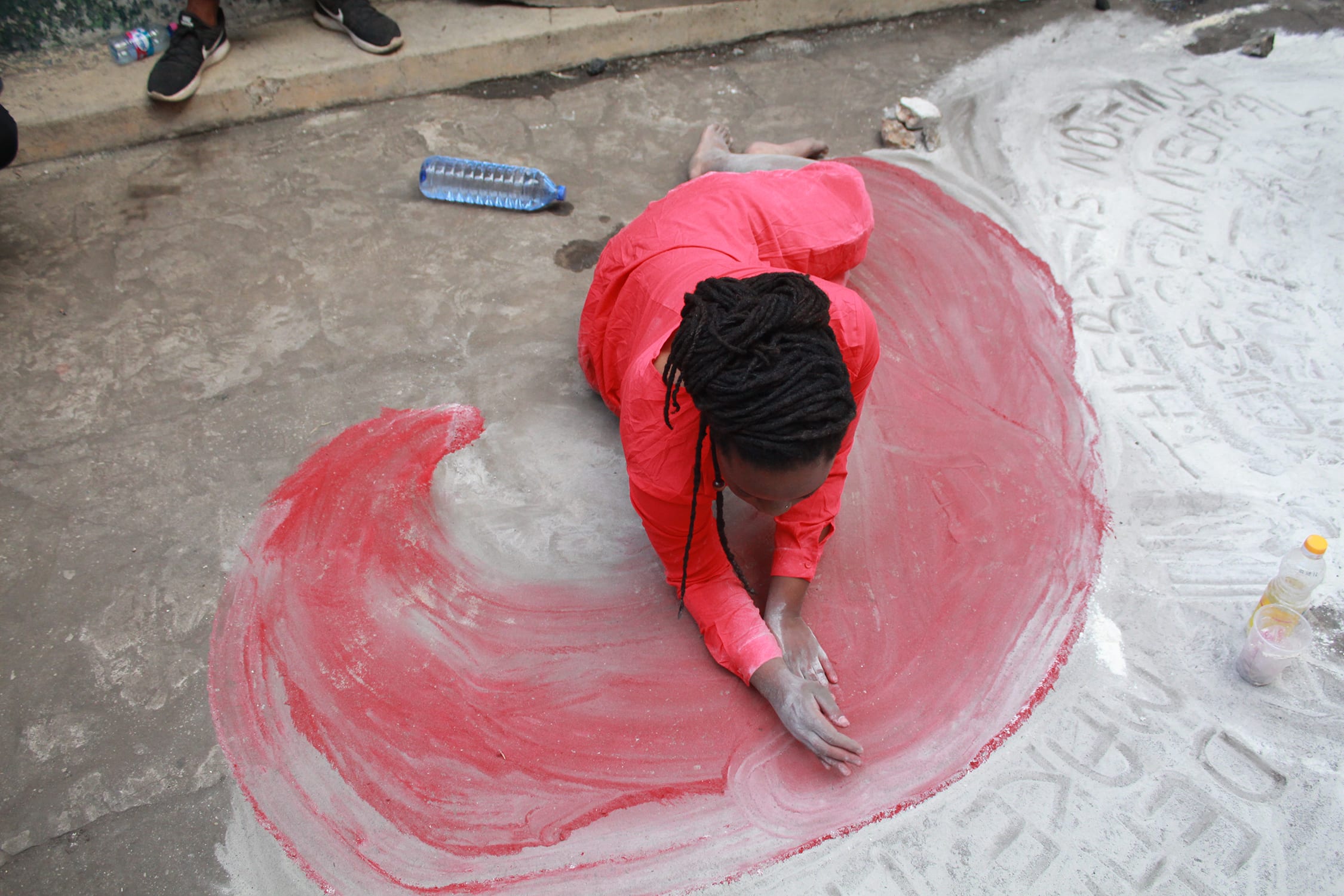 Kresiah Mukwazhi, Take me back to Osibisa (with blood on my hands), 2018, James Fort Prison, Accra. Photo by Pasqua Marina Tota. Courtesy and copyright of the artist and Jan Kaps, Cologne.