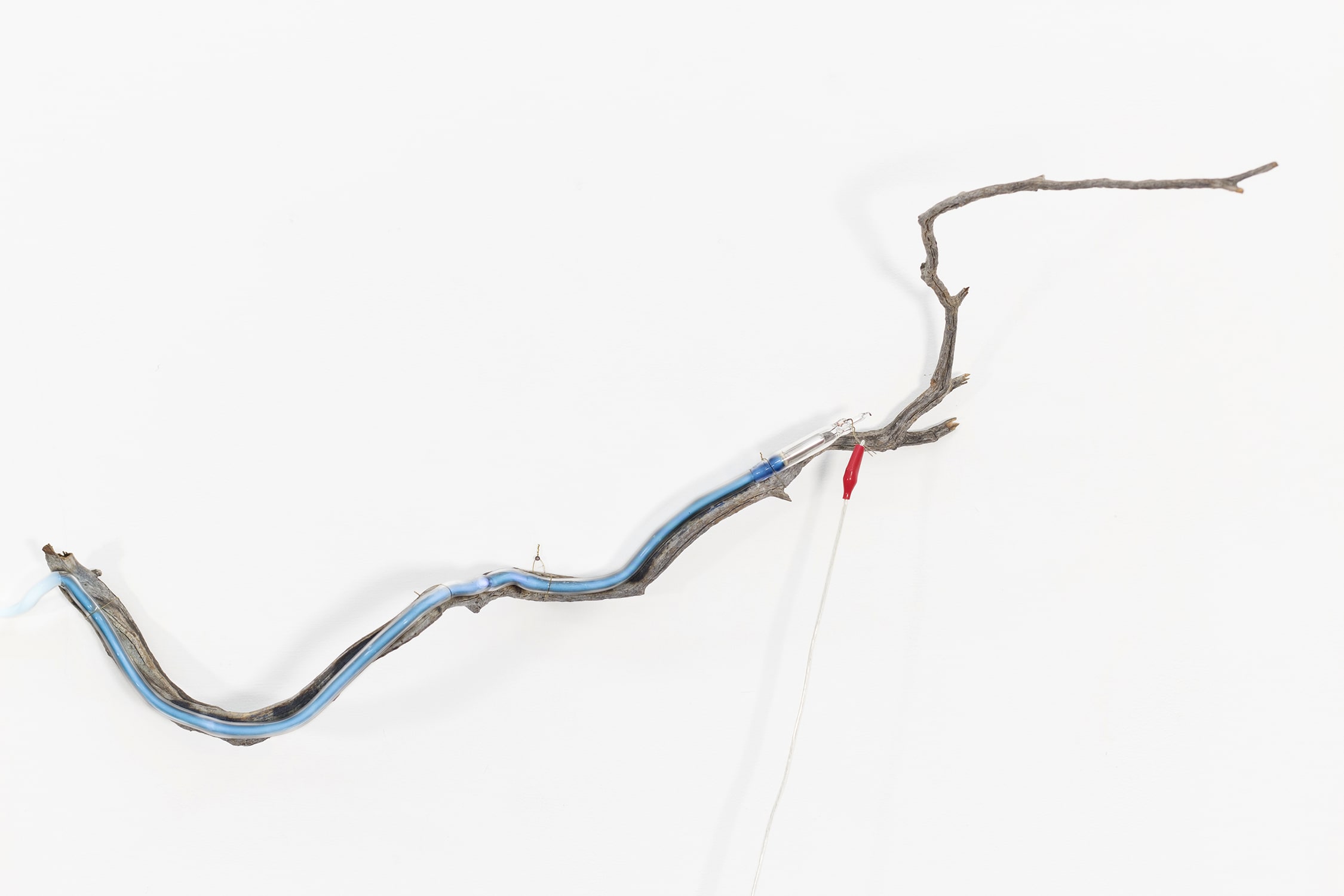 Gabriel Rico, An object is define from another object II, 2019.  Photo by Diego G. Argüelles. Courtesy of OMR, Mexico City.