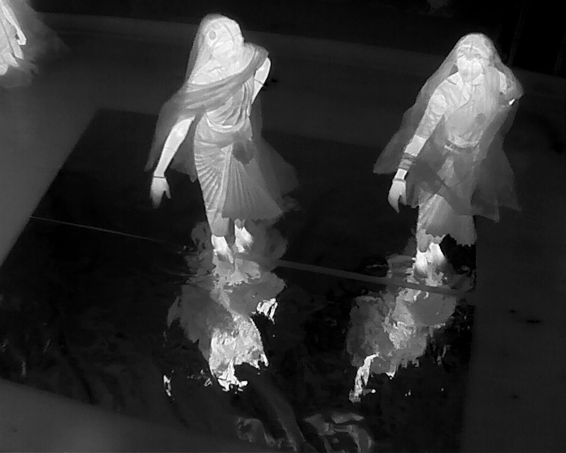 Asif Mian, Smokeless Fire, 2022. Director and Artist: Asif Mian. Cinematographer: Alon Sicherman. Performers: Anuka Sethi, Francis Pace Nunes, Noel Cifuentes, xiao xiao sun, Neila Charles, Drew Michael Gardner, Lekha Wood, and Arushi Mukherji.