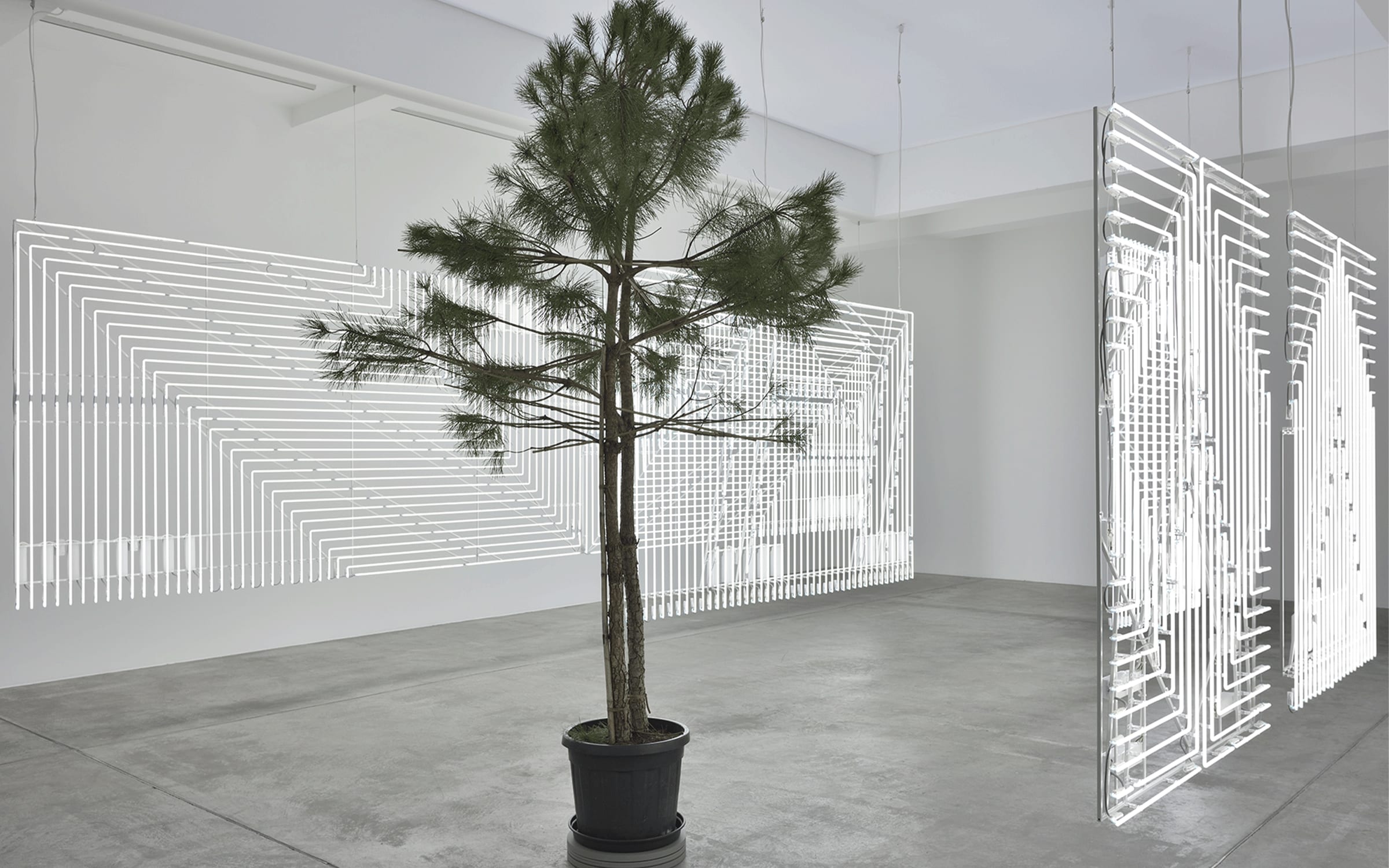 L>espace)(…, remarkable sculptural works by Cerith Wyn Evans at