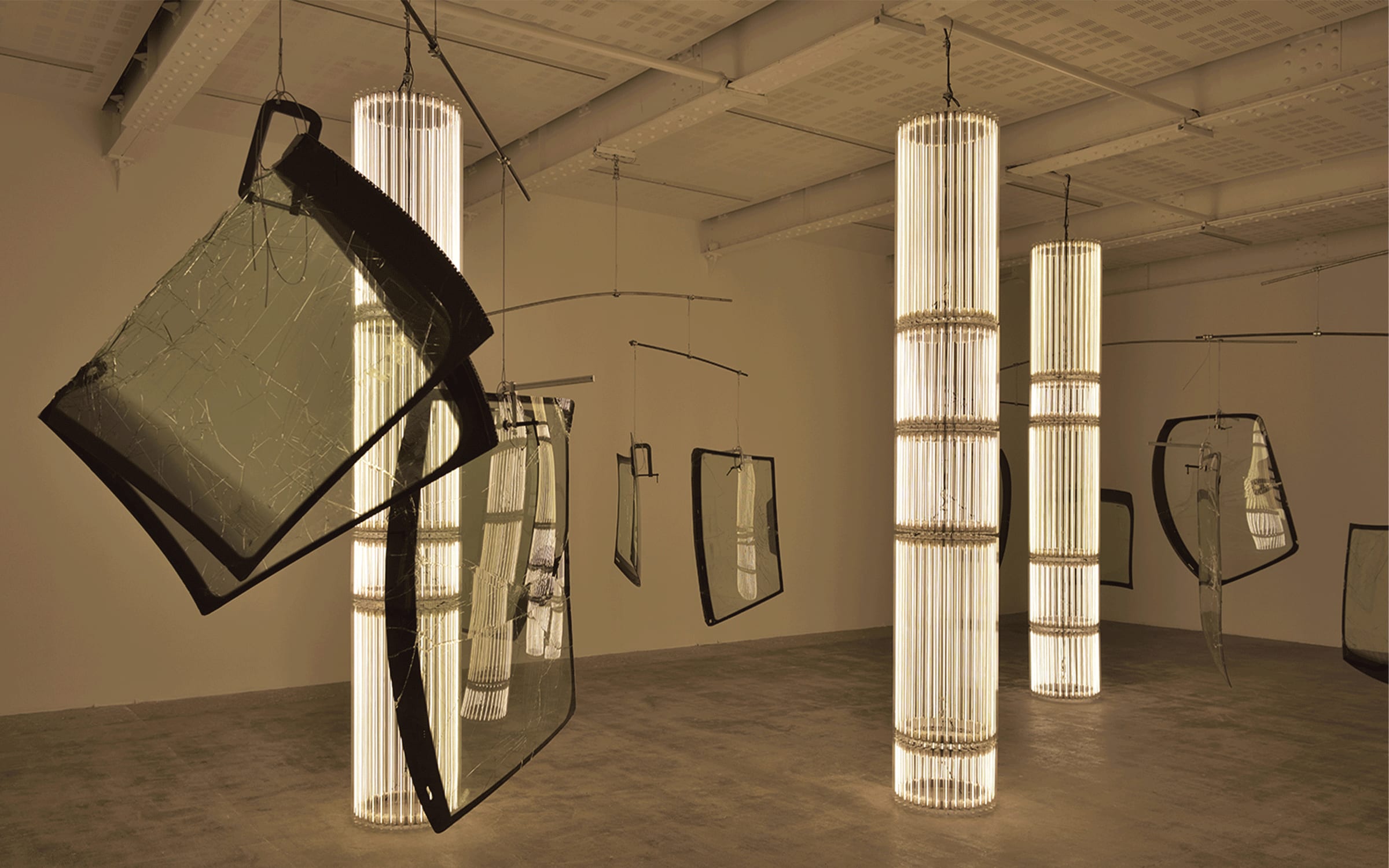 Installation view of Cerith Wyn Evans’s exhibition ‘no realm of thought...’, Marian Goodman Gallery, Paris, 2023. Courtesy of the artist and Marian Goodman Gallery.