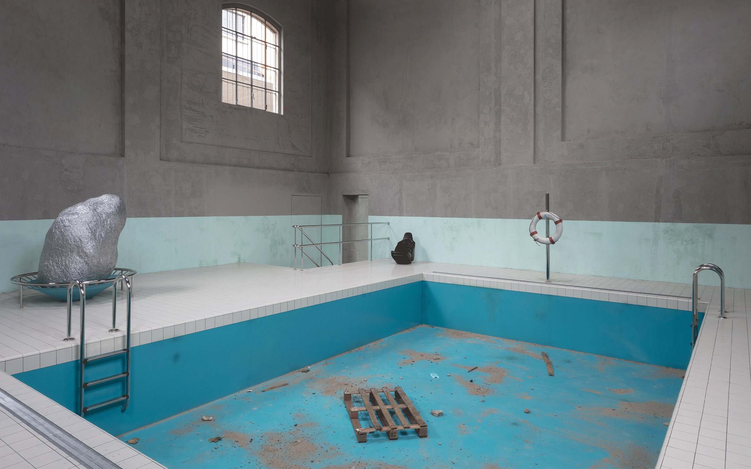 Elmgreen & Dragset, Piscina di Largo Isarco, 2022. Courtesy of the artists.