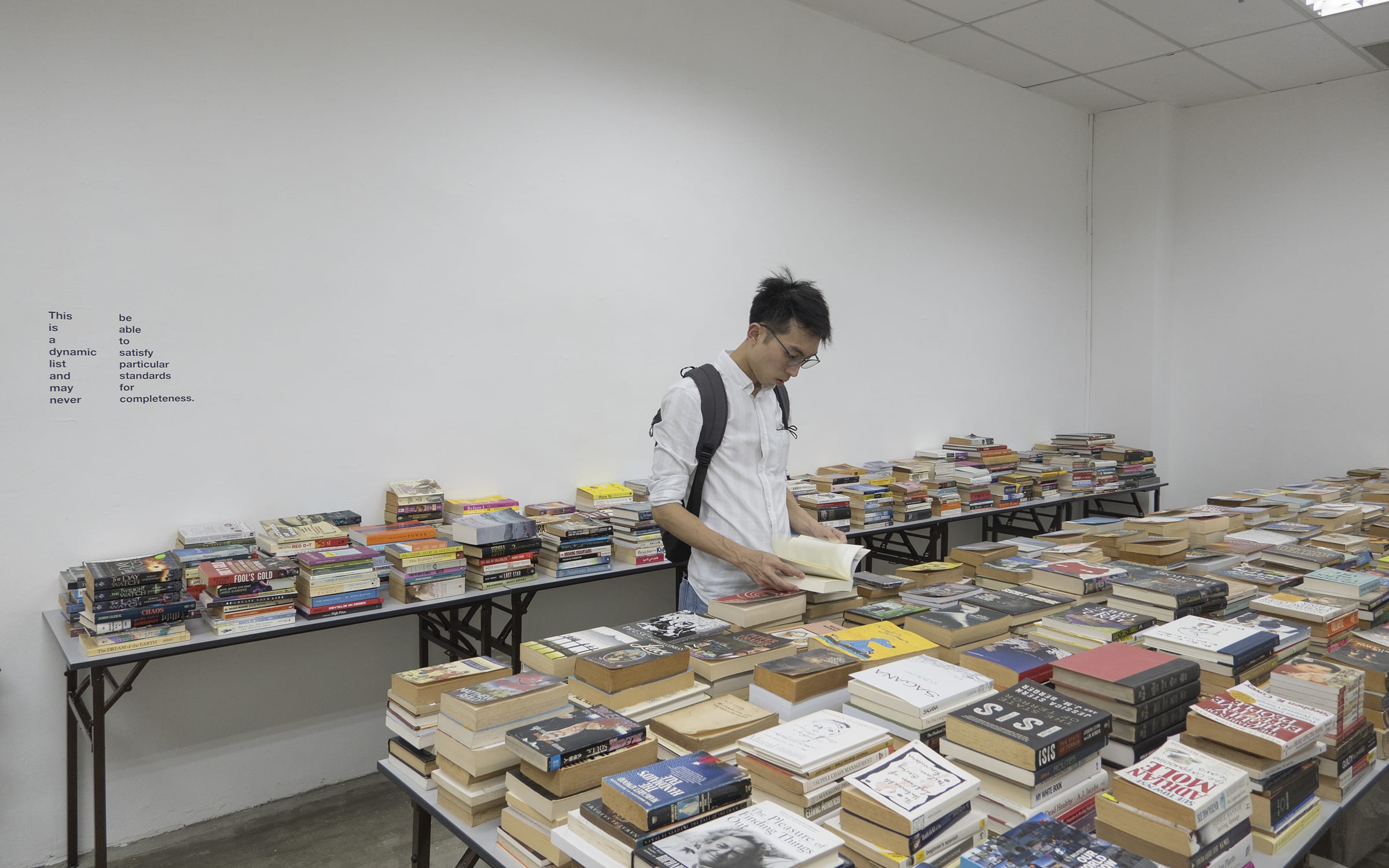 Heman Chong, The Library of Unread Books, 2016 - Ongoing. © Heman Chong / STPI. Photo courtesy of the artist and STPI – Creative Workshop & Gallery.