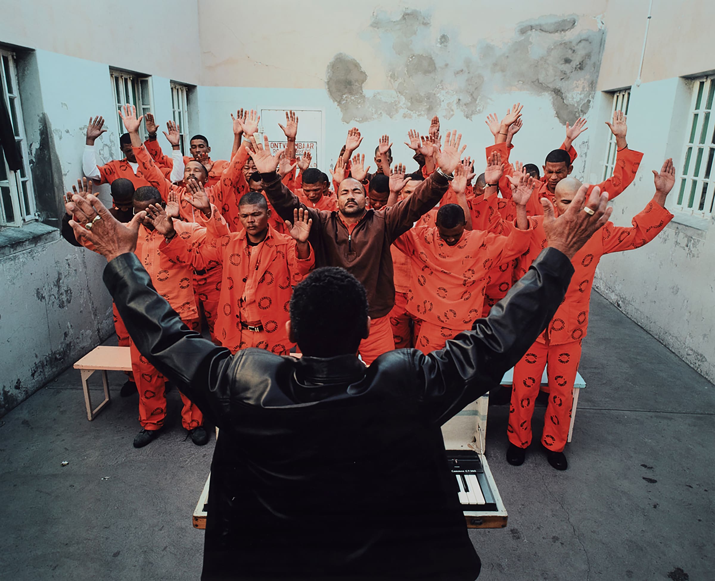 Mikhael Subotzky, Sunday Service, Beaufort West Prison, 2006. Courtesy of the artist, Jorge M. Pérez Collection, and Related Group..