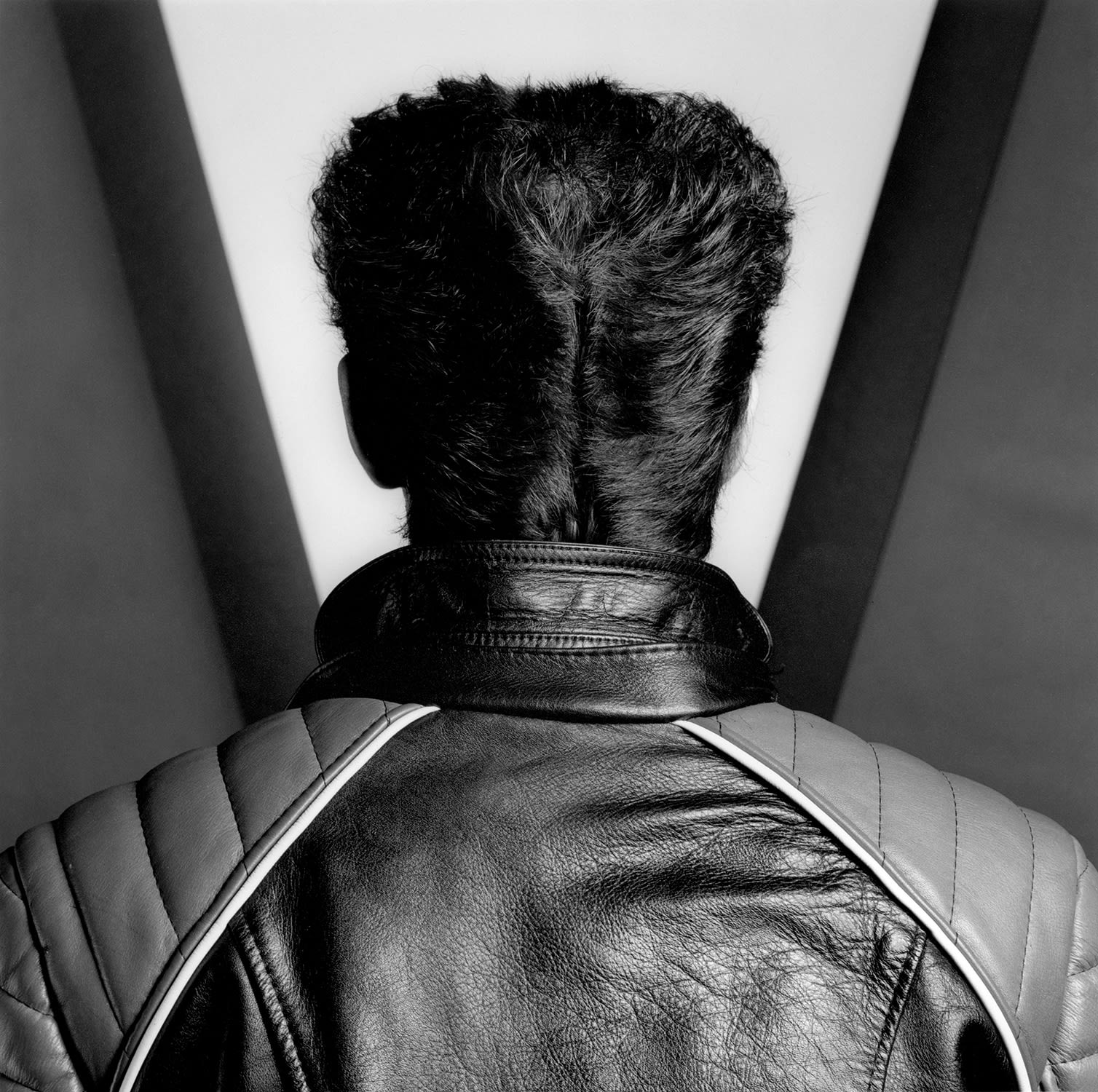 Robert Mapplethorpe, Self Portrait, 1981. © The Robert Mapplethorpe Foundation. Used by permission. Image provided by Kukje Gallery, Seoul and Busan.
