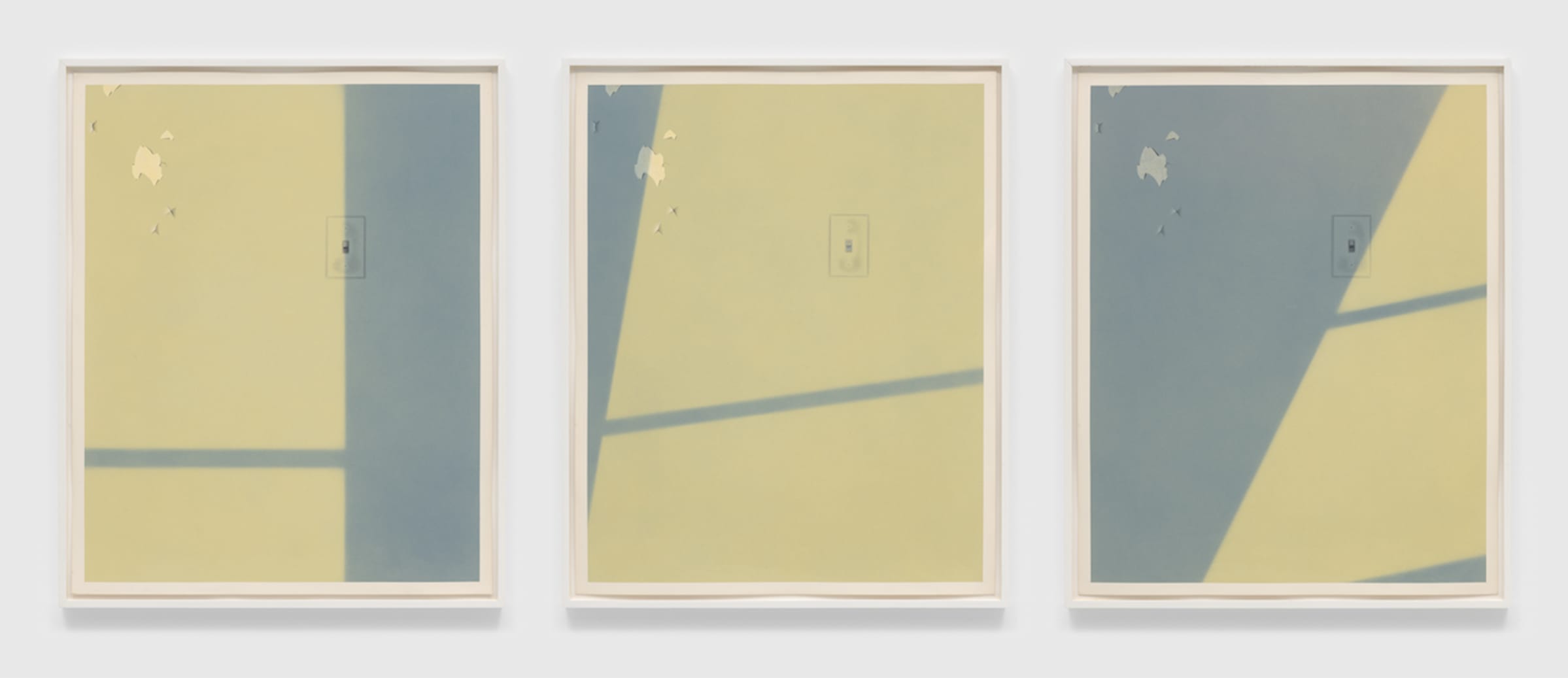 鄭慶和，《Untitled》，窗戶三聯畫，1982，圖片由洛杉磯郡立藝術館提供