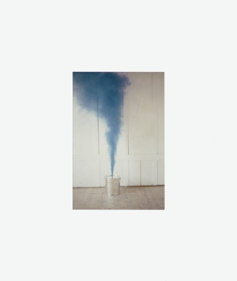 Roman Signer Blauer Rauch 1984