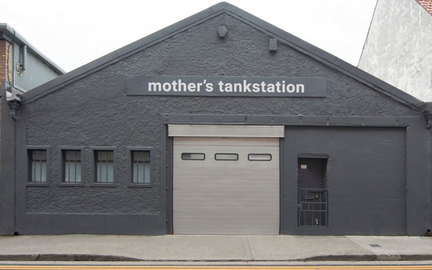 mother's tankstation