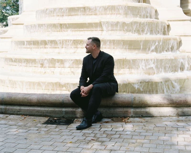 Karim Crippa, directeur d’Art Basel Paris : « Paris est jeune et expérimentale »
