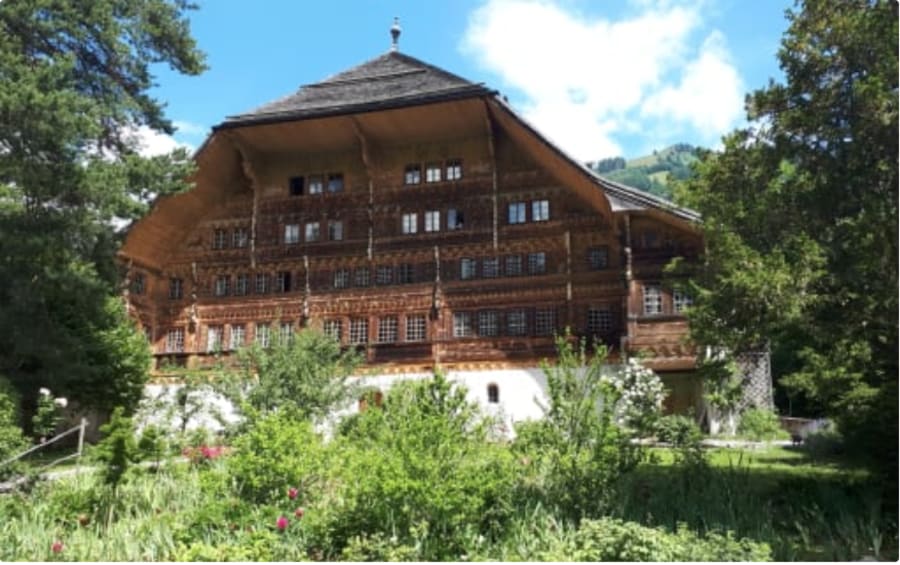 Dans le Grand Chalet de Rossinière, la famille de Balthus continue de créer