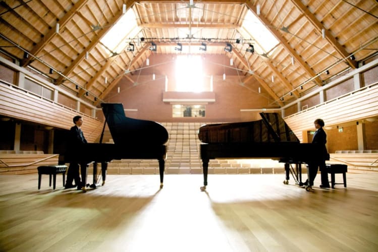 Composition for two Pianos and an Empty Concert Hall