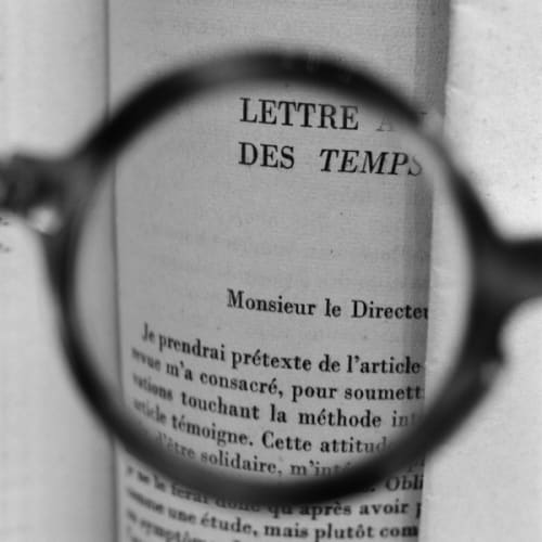Sartre’s glasses - Viewing a letter by Albert Camus addressed to Sartre when he was the director of Les Temps Moderne