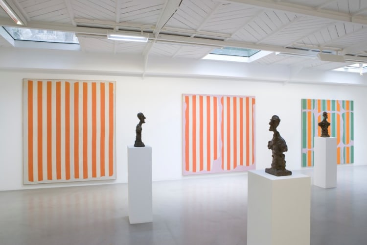 View of the exhibition « Daniel Buren & Alberto Giacometti, OEuvres contemporaines, 1964-1966 », kamel mennour, Paris