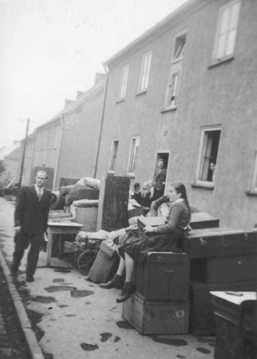 Waiting to be transported to another camp, Kassel/Mattenberg, 1948