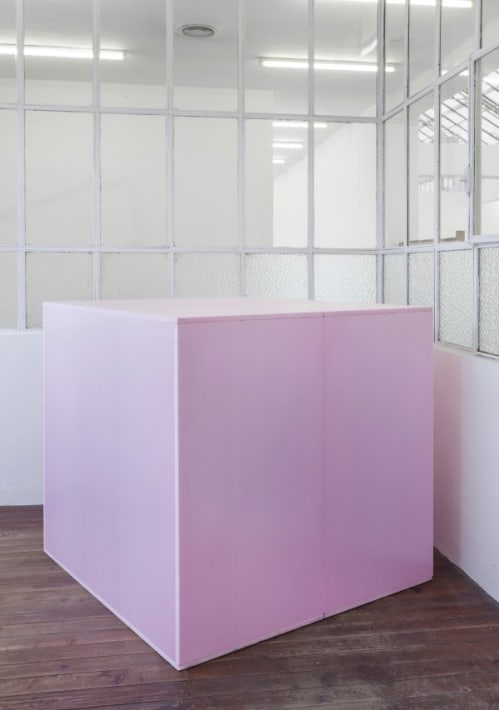 Same/different (cube)