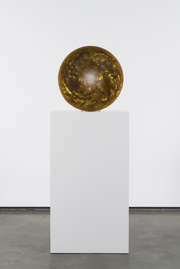 Untitled (parabolic lens)