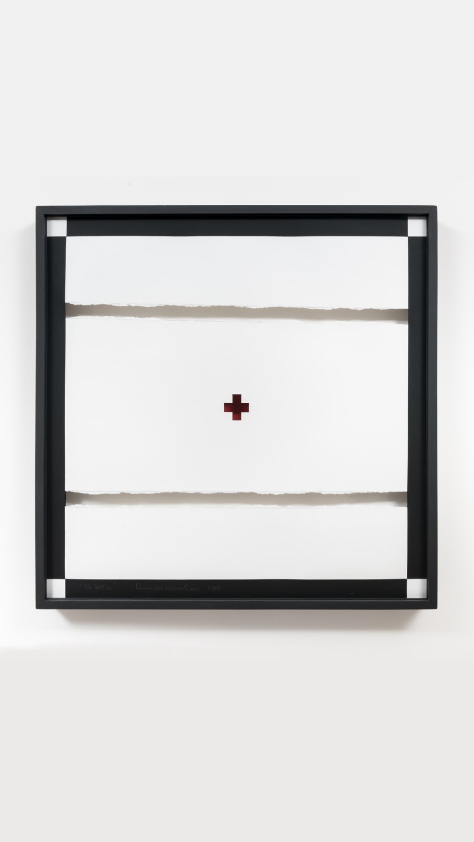"No centro" from the Desenhos Objetos series