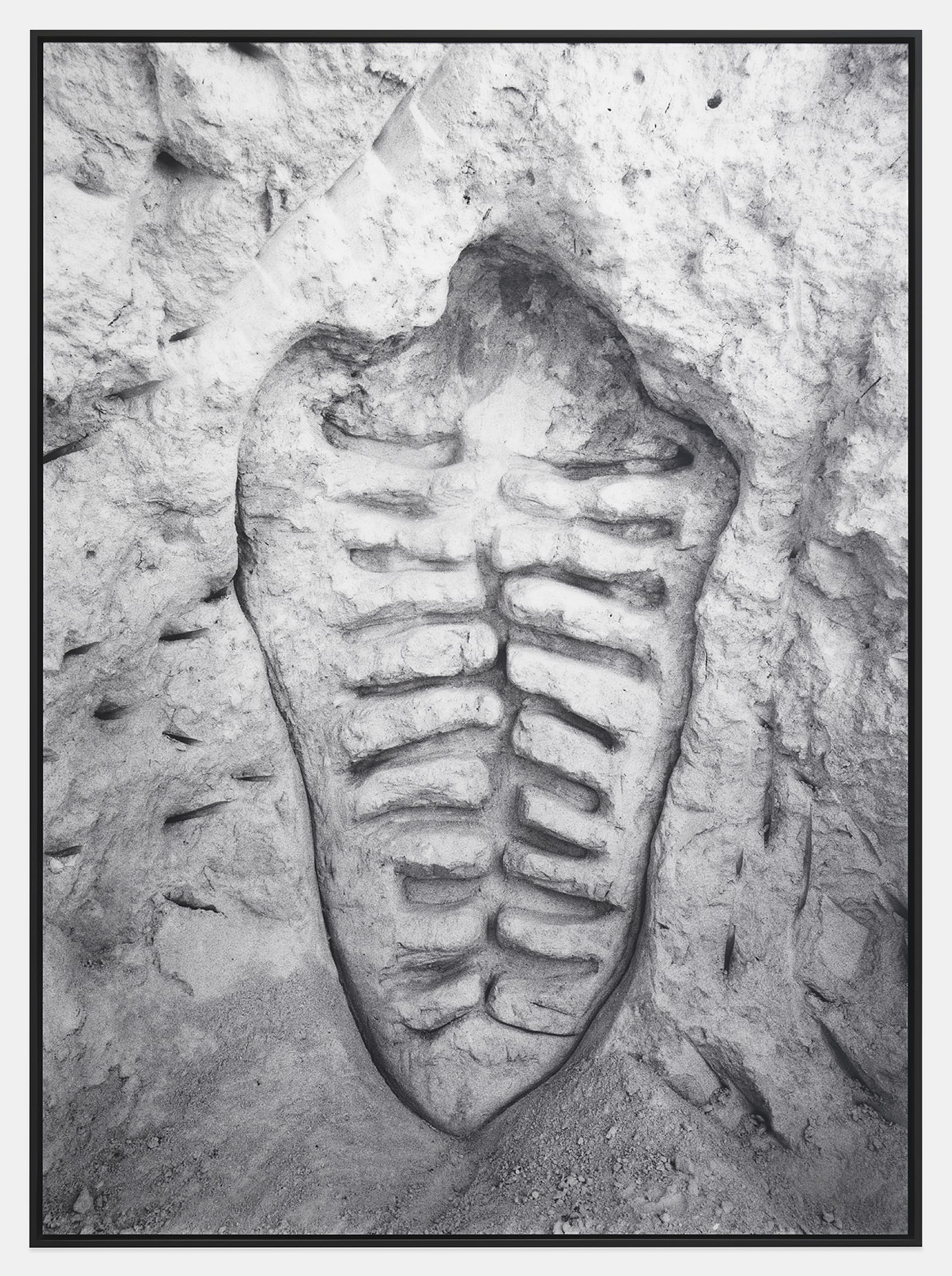 Itiba Cahubaba (Esculturas Rupestres) [Old Mother Blood (Rupestrian Sculptures)]